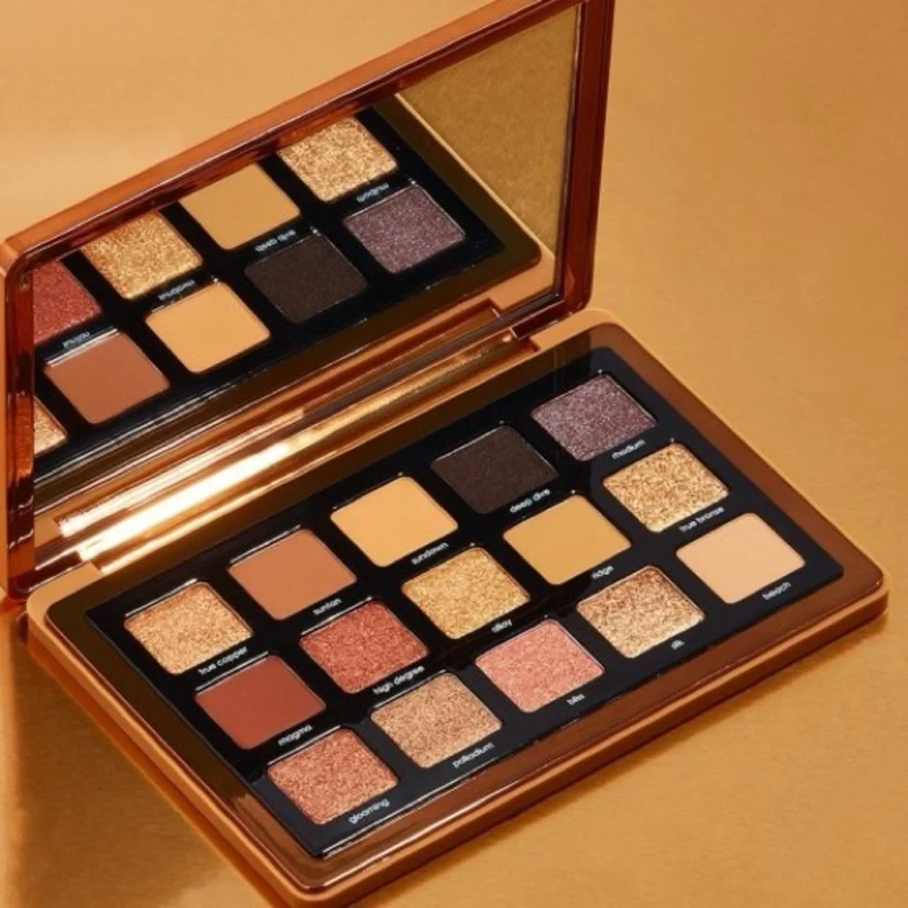 Natasha Denona Brown Eyeshadow Palette - Picture 4 of 7